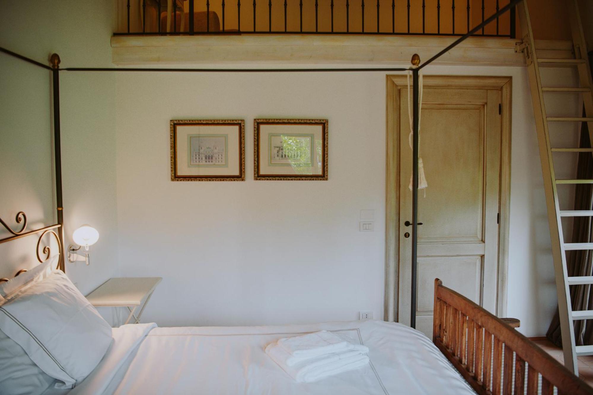 Relais De Charme Le Videlle Guest House Raffa Bagian luar foto