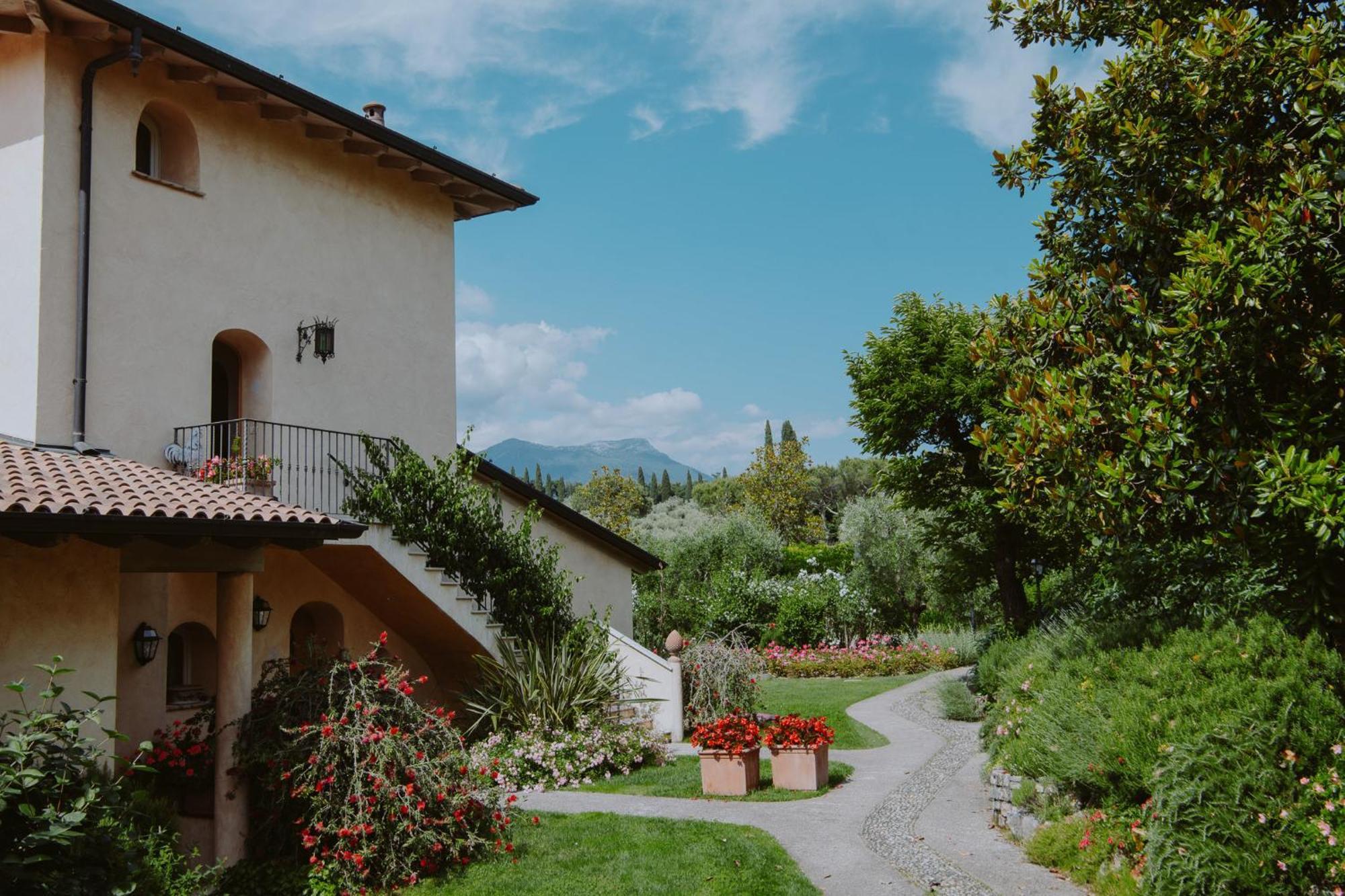 Relais De Charme Le Videlle Guest House Raffa Bagian luar foto